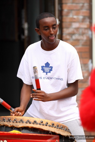 Pedestrian Sundays in Kensington Market. June 26th, 2011.