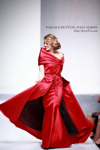 The Heart Truth Fashion Show 2012 - Model: Pascale Hutton, Designer: Paul Hardy